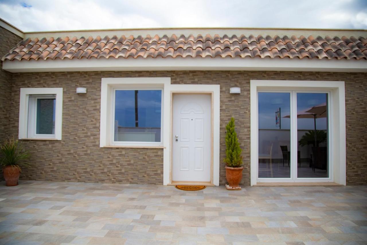 Bed and Breakfast Il Granello à Fiumicino Extérieur photo