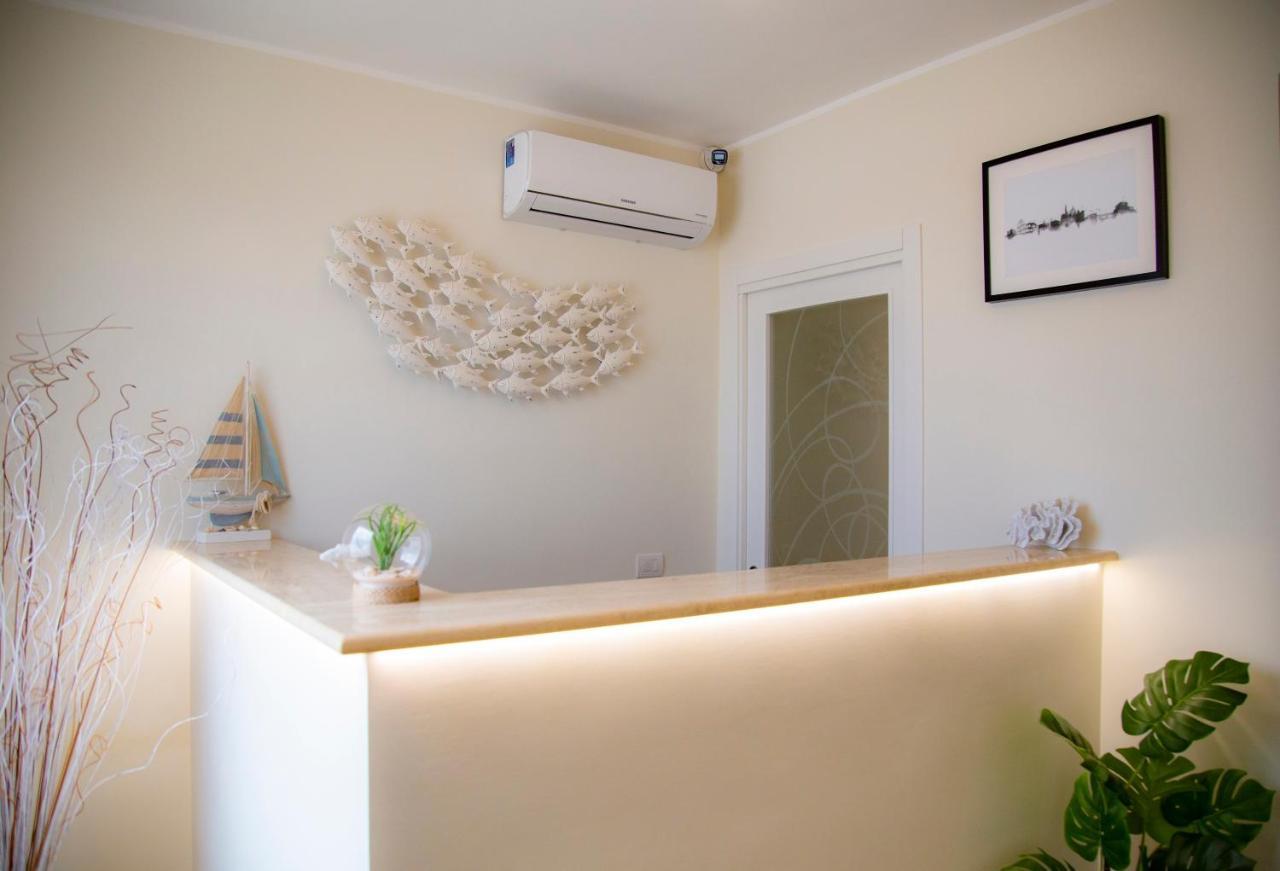 Bed and Breakfast Il Granello à Fiumicino Extérieur photo