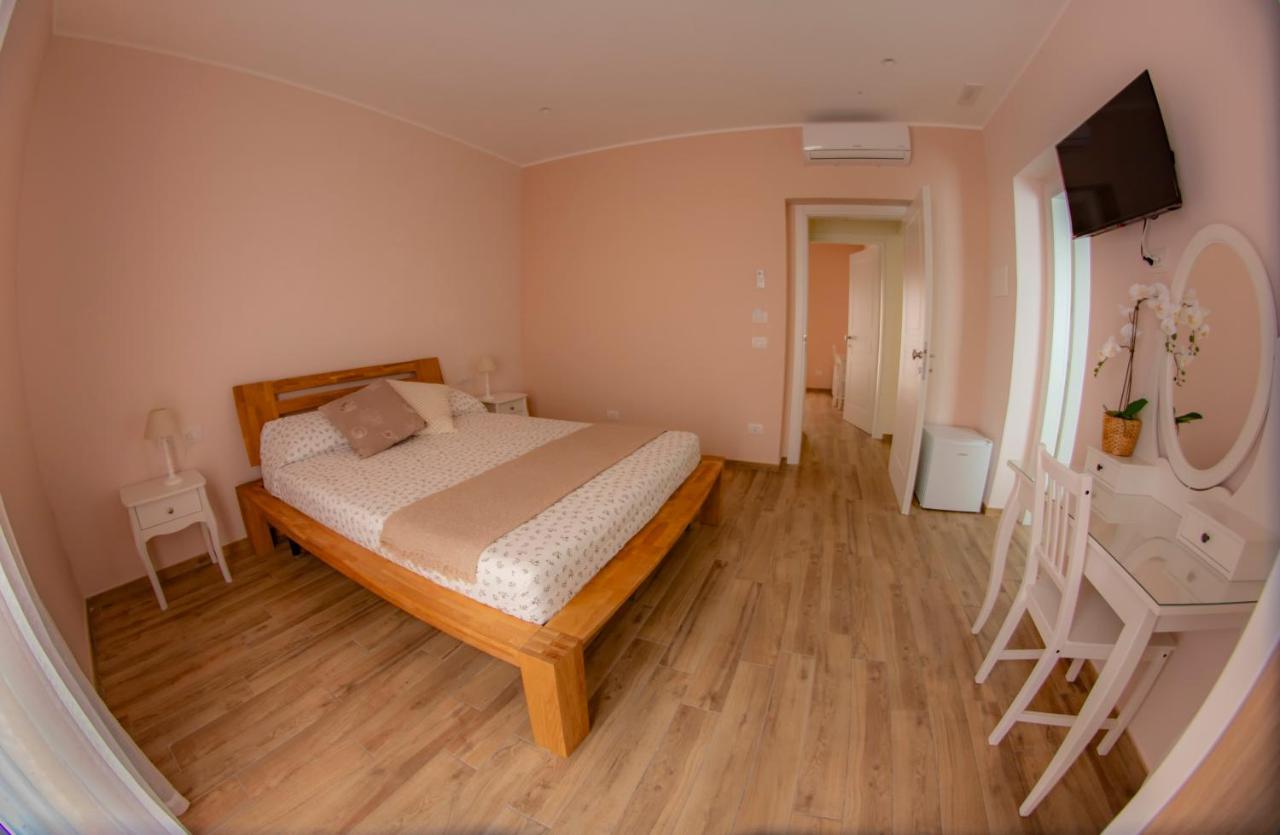 Bed and Breakfast Il Granello à Fiumicino Extérieur photo