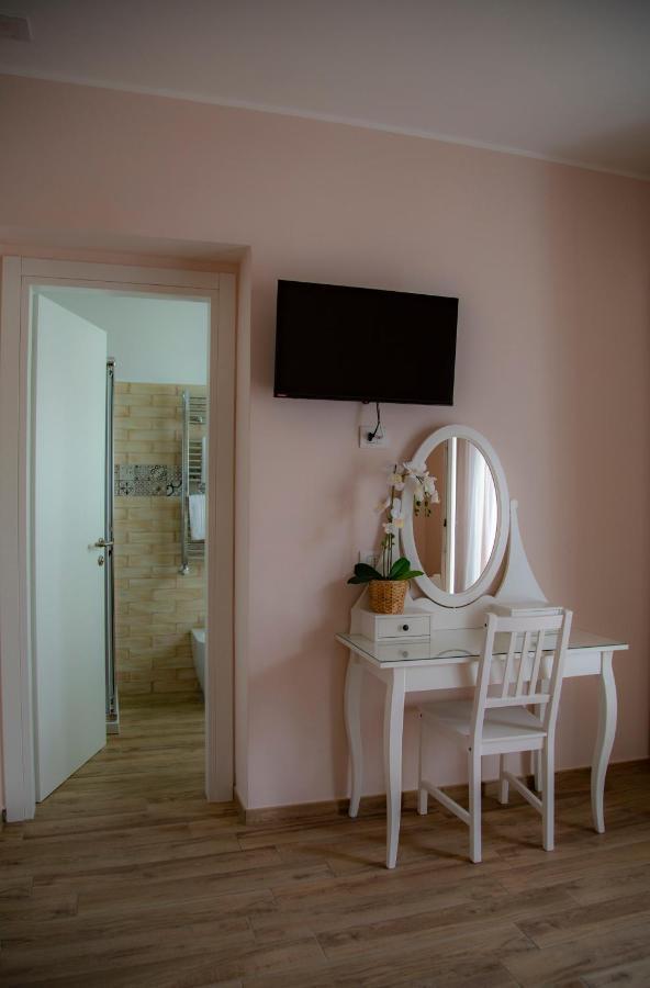 Bed and Breakfast Il Granello à Fiumicino Extérieur photo